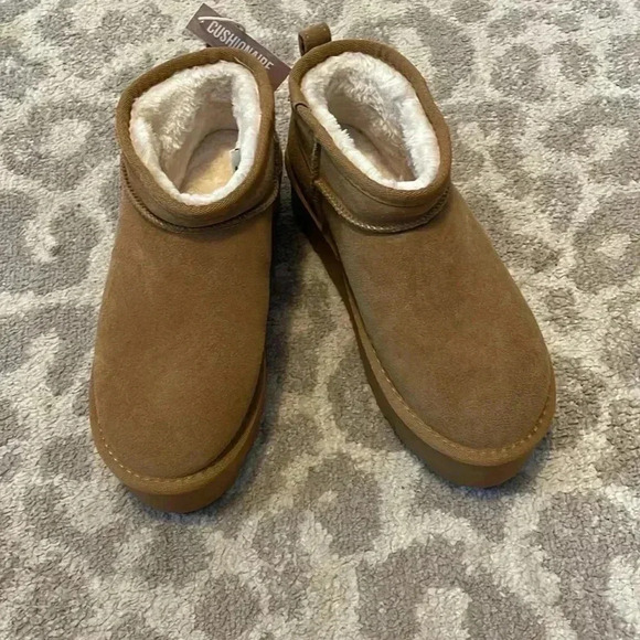Platform Ugg Ultra Mini Cushionaire 8.5 NWT - Picture 2 of 5